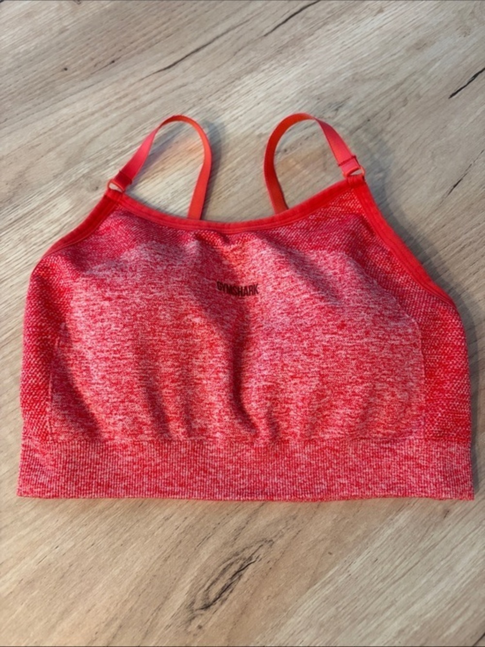 GYMSHARK SEAMLESS SPORTS BRA CORAL LOGO ADJUSTABLE STRAPS DIZE XS